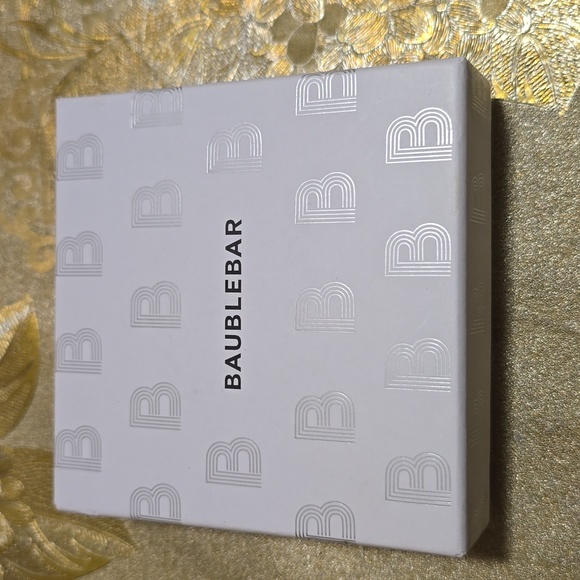 Baublebar "Pencil Me In" Rhinestone Encrusted Earrings. OS - Picture 7 of 7